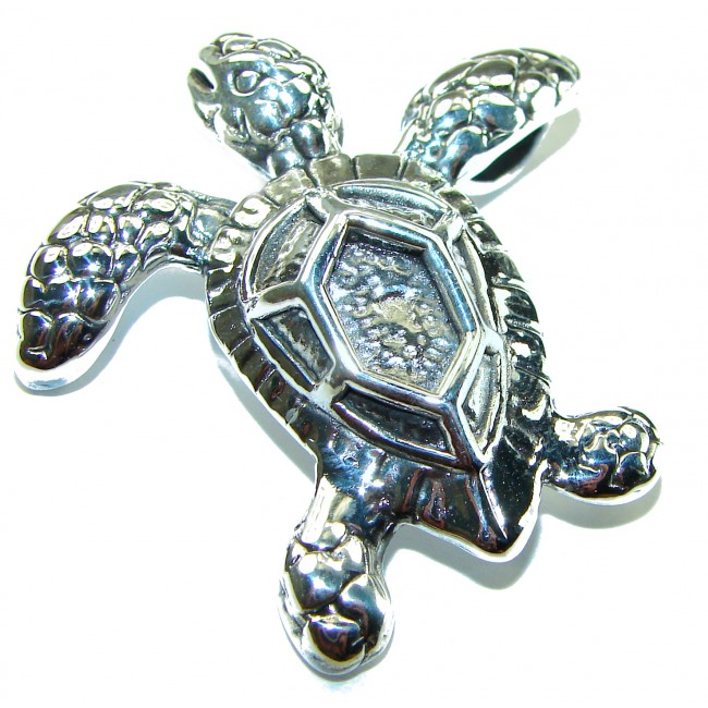 Bali made Sterling Turtle . 925 Sterling Silver handmade Pendant