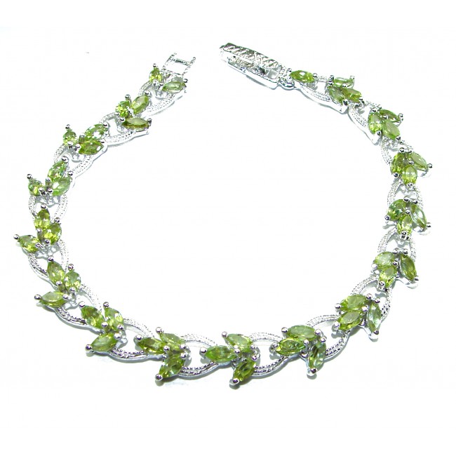 Melissa Great Masterpiece genuine Peridot .925 Sterling Silver handmade Statement Bracelet