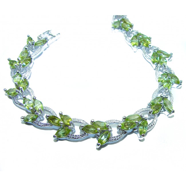 Melissa Great Masterpiece genuine Peridot .925 Sterling Silver handmade Statement Bracelet