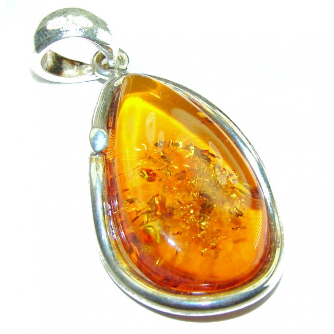 Vintage Beauty authentic Baltic Amber .925 Sterling Silver handcrafted pendant