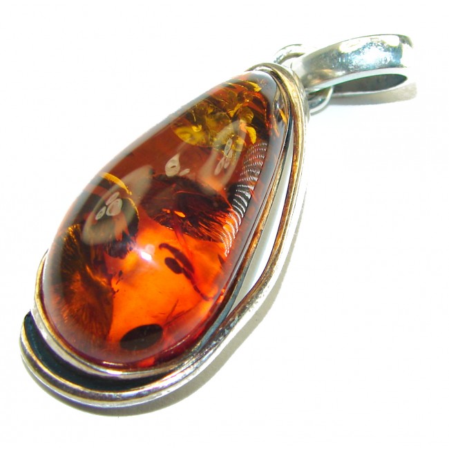 Vintage Beauty authentic Baltic Amber .925 Sterling Silver handcrafted pendant