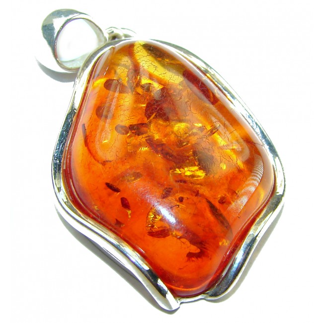 Vintage Beauty authentic Baltic Amber .925 Sterling Silver handcrafted pendant