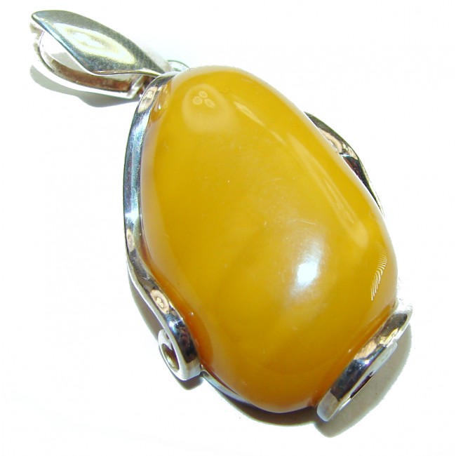 Vintage Beauty authentic Baltic Amber .925 Sterling Silver handcrafted pendant