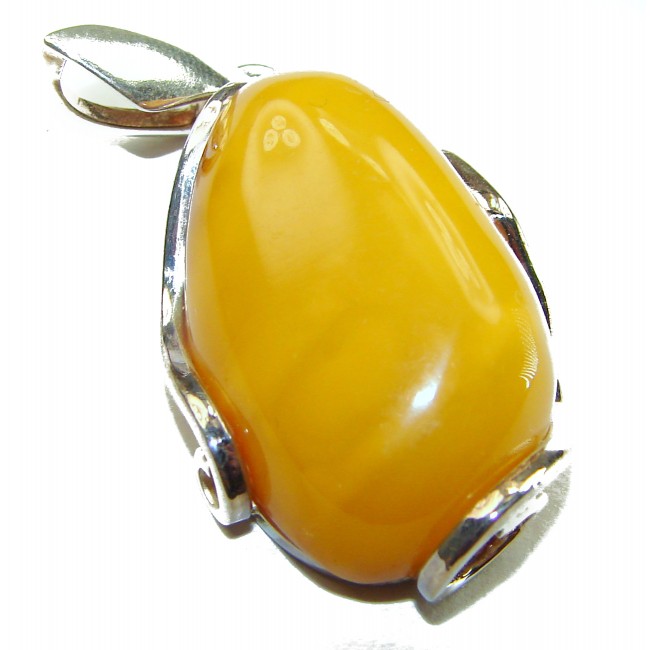 Vintage Beauty authentic Baltic Amber .925 Sterling Silver handcrafted pendant