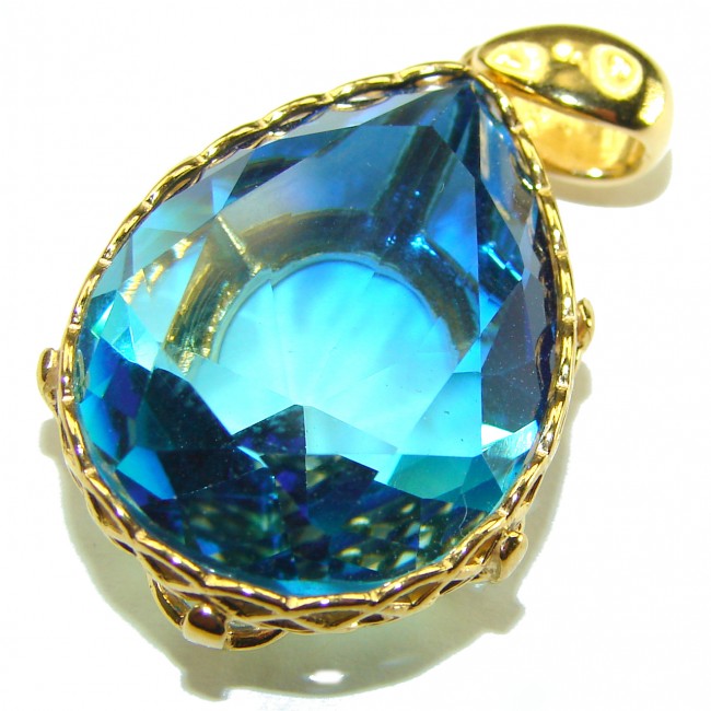 21.5 carat Blue Topaz 18K Gold over .925 Sterling Silver handmade Pendant