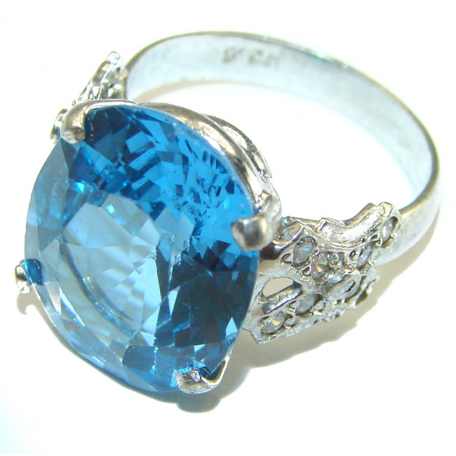 26.5 carat Pear cut Swiss Blue Topaz .925 Sterling Silver handmade Ring size 7 1/4