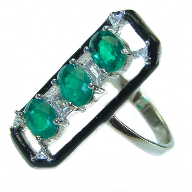 Art Decor quality unique Emerald .925 Sterling Silver handcrafted Ring size 9