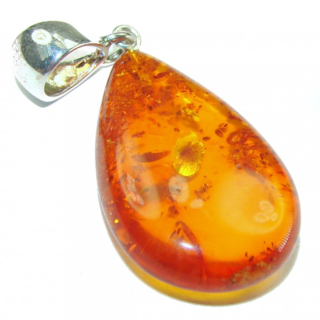 Vintage Beauty authentic Baltic Amber .925 Sterling Silver handcrafted pendant