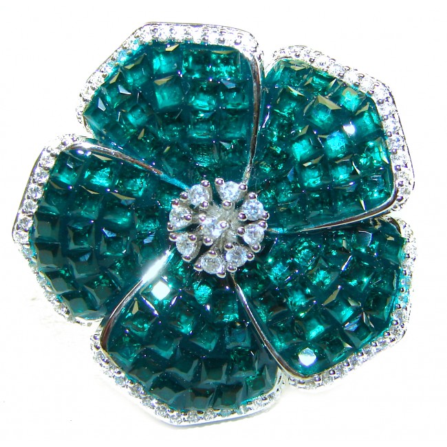 Luxurious Flower Emerald .925 Sterling Silver handcrafted Ring size 8 1/4