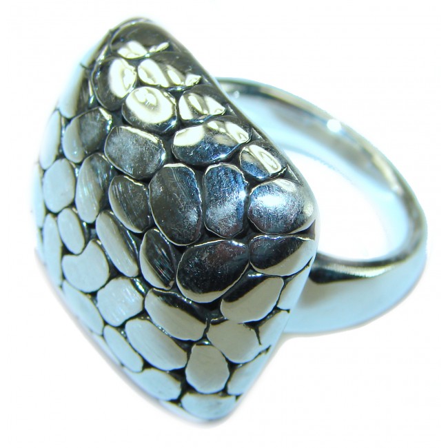 Bali made .925 Sterling Silver ring size 9 3/4