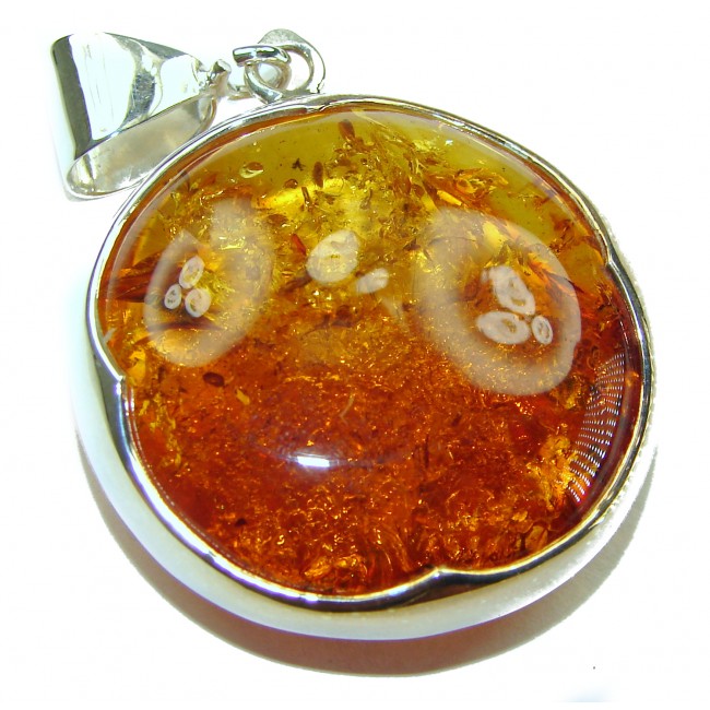 Vintage Beauty authentic Baltic Amber .925 Sterling Silver handcrafted pendant