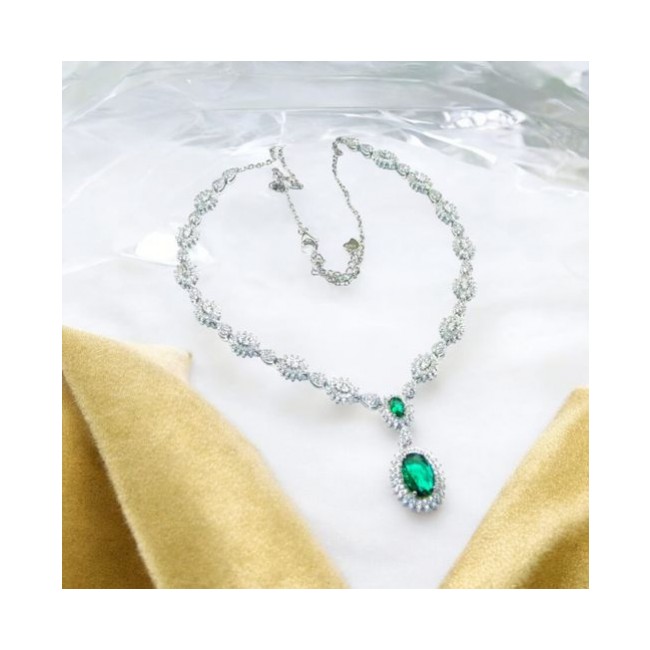 Timless Treasure 10.2 carat Emerald .925 Sterling Silver handcrafted necklace