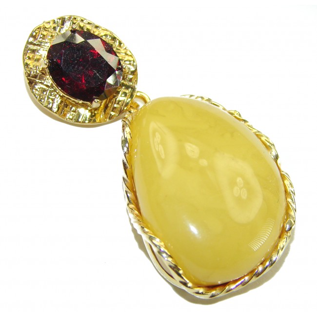 Vintage Beauty authentic Baltic Amber 14K Gold over .925 Sterling Silver handcrafted pendant