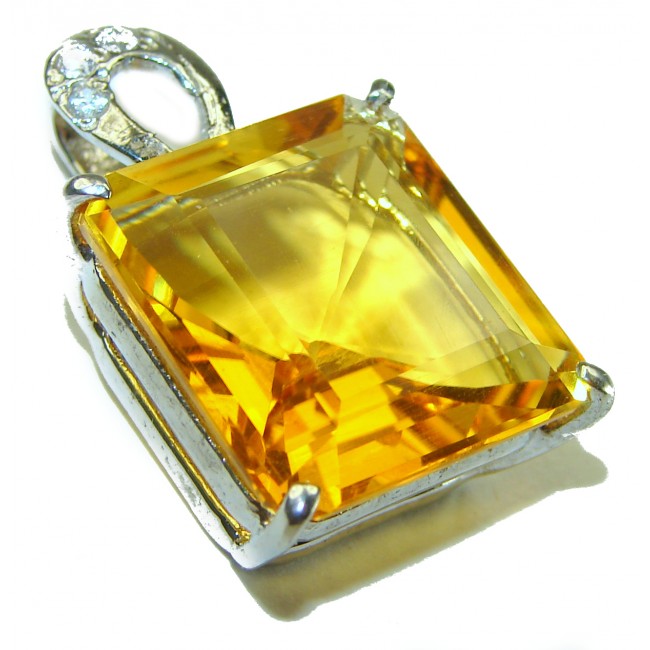 25.5 carat authentic Golden Topaz .925 Sterling Silver handcrafted pendant