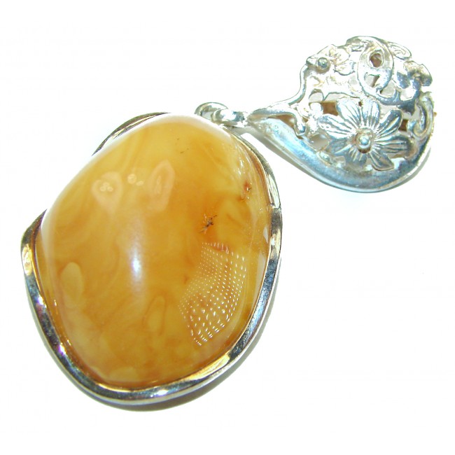 Vintage Beauty authentic Baltic Amber .925 Sterling Silver handcrafted pendant