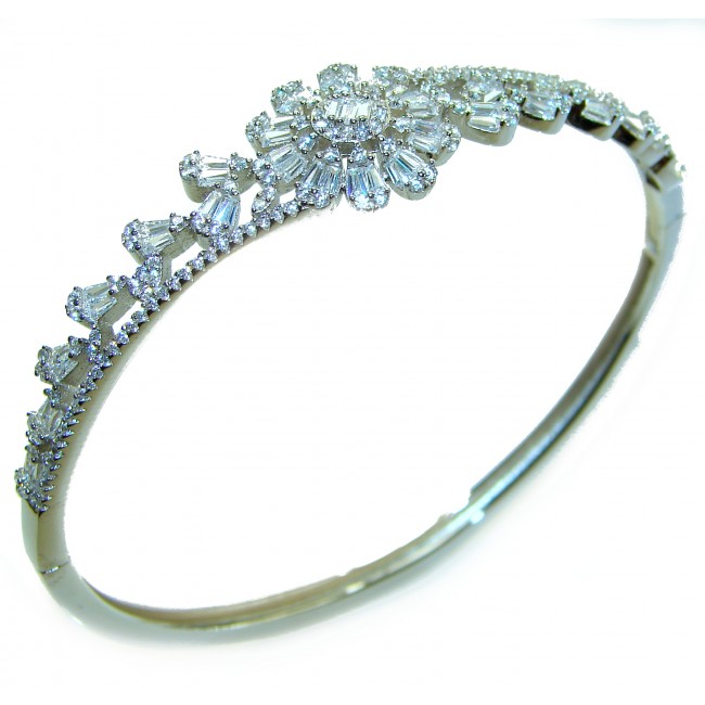 Glorious Natural White Topaz 925 Sterling Silver Bangle bracelet