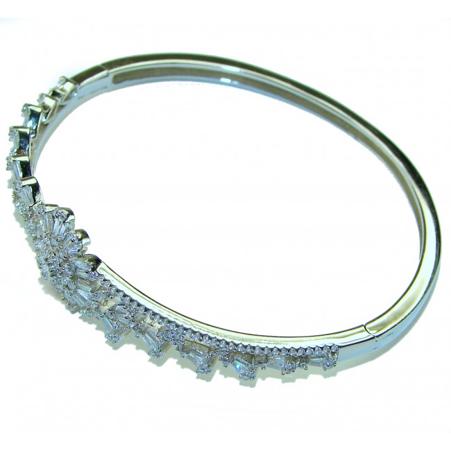 Glorious Natural White Topaz 925 Sterling Silver Bangle bracelet