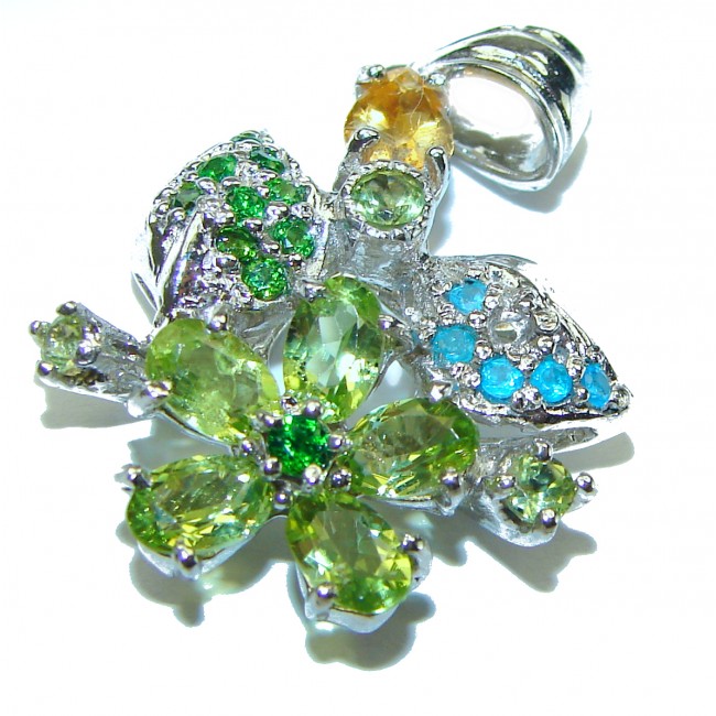 Marigolds authentic Peridot .925 Sterling Silver handmade Pendant