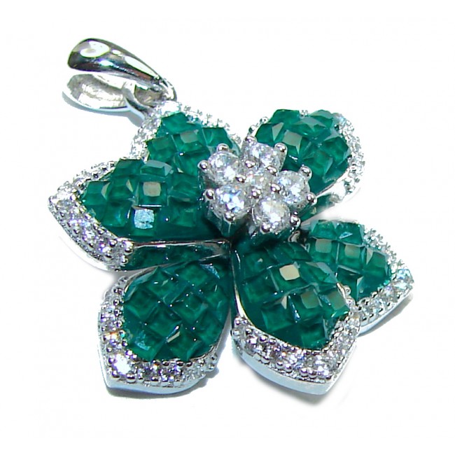 Posh Precious Flower Emerald .925 Sterling Silver handcrafted pendant