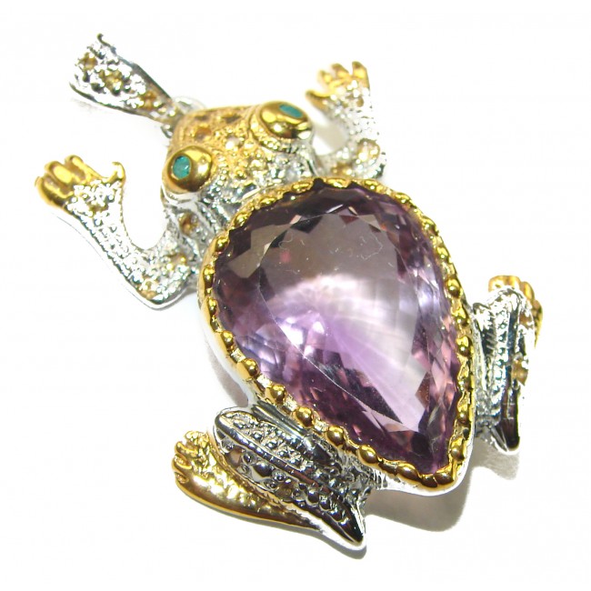 Frog Natural Amethyst 2 tones . 925 Sterling Silver handcrafted Pendant