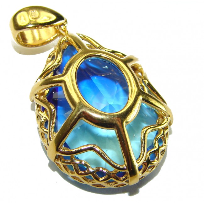 21.5 carat Blue Topaz 18K Gold over .925 Sterling Silver handmade Pendant