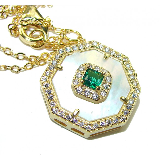 Timless Treasure Emerald Blister Pearl 14K Gold over .925 Sterling Silver handcrafted hexagon necklace