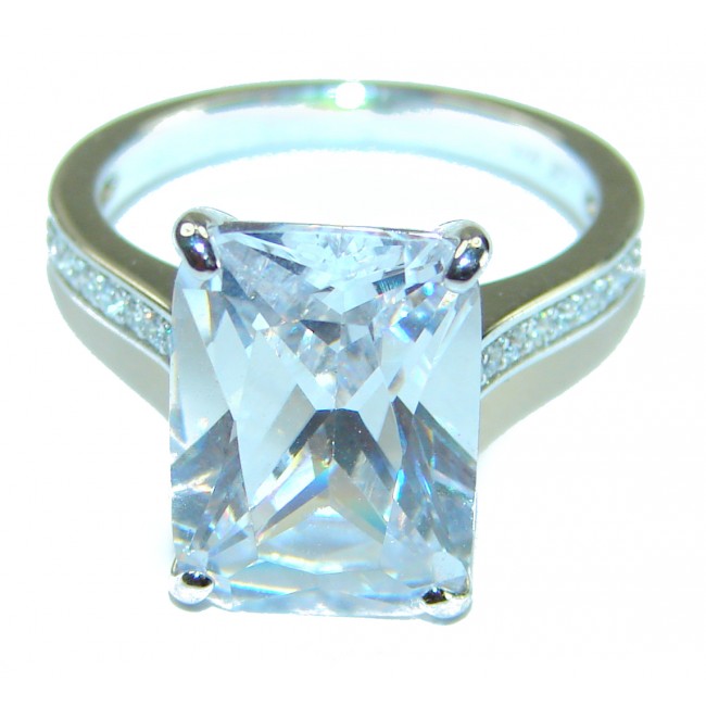 10.5 carat White Topaz .925 Sterling Silver handcrafted ring size 7 1/4