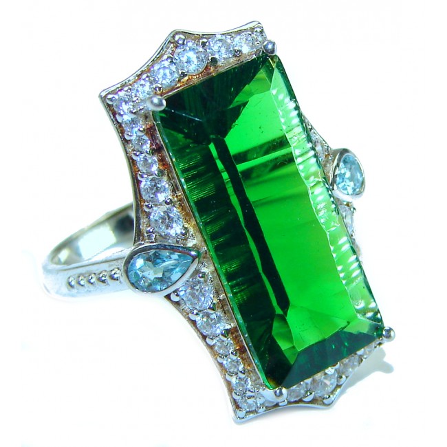 Authentic 25.5 carat volcanic Green Helenite .925 Sterling Silver HUGE ring s. 11