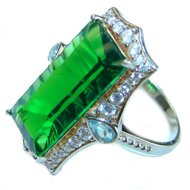 Authentic 25.5 carat volcanic Green Helenite .925 Sterling Silver HUGE ring s. 11