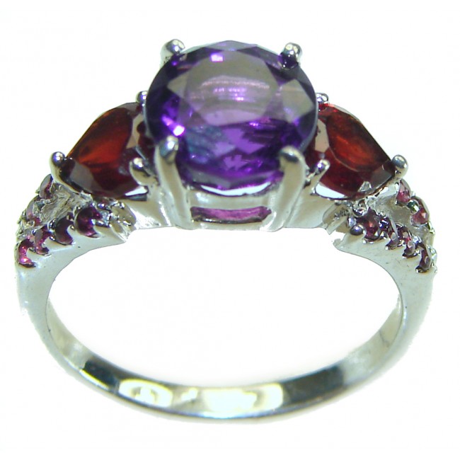 Classivc design 4.5 carat Amethyst .925 Sterling Silver Handcrafted Ring size 7