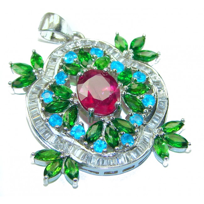 Authentic Ruby Chrome Diopside 18K white Gold over .925 Sterling Silver Pendant