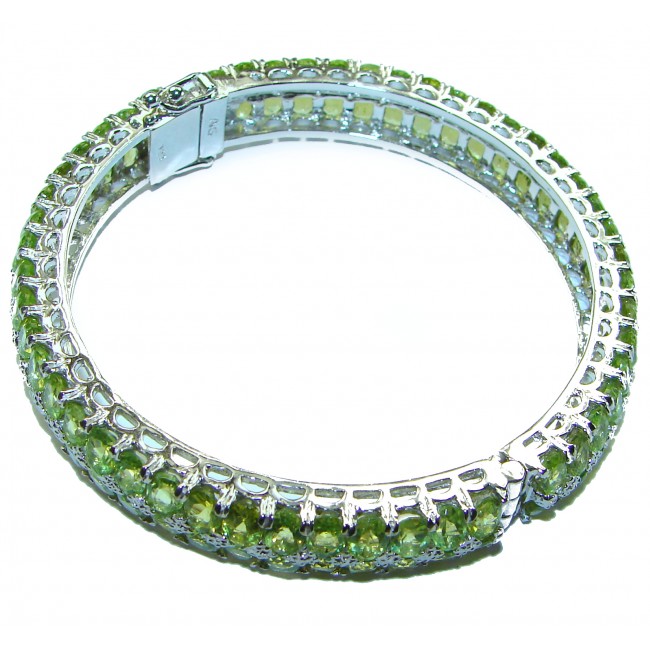 Spectacular authentic Peridot .925 Sterling Silver handmade bangle Bracelet