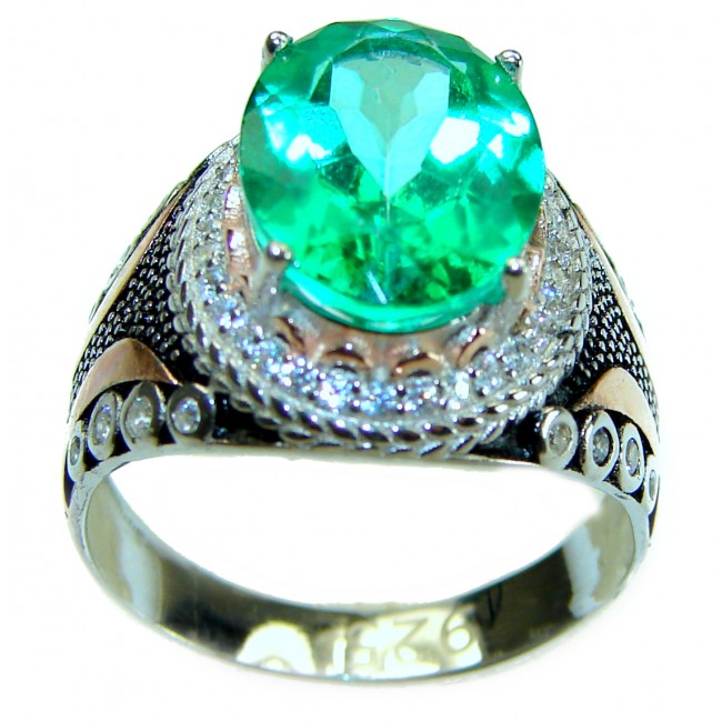 22.5 carat Carmen Electric Green Topaz 2 tones .925 Sterling Silver handmade Ring s. 9 1/4