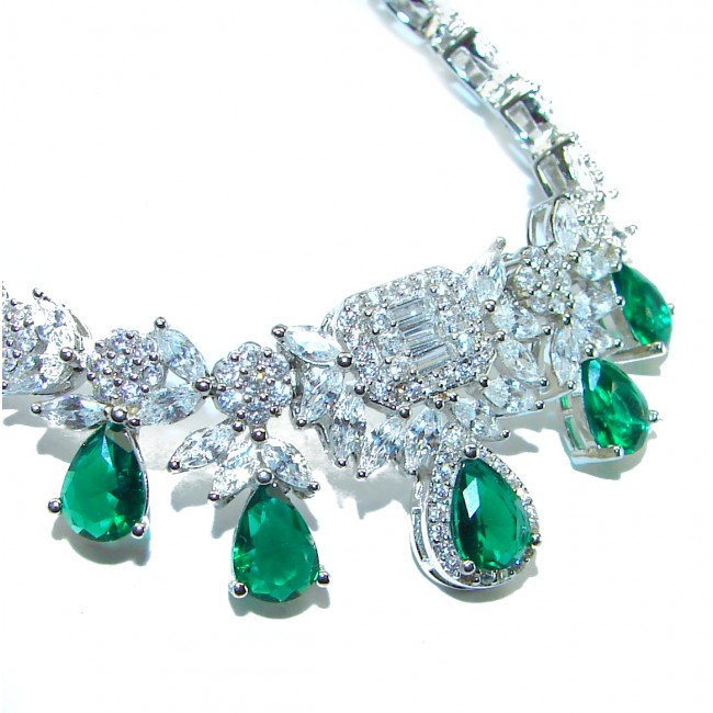 Timless Treasure Emerald .925 Sterling Silver handcrafted necklace