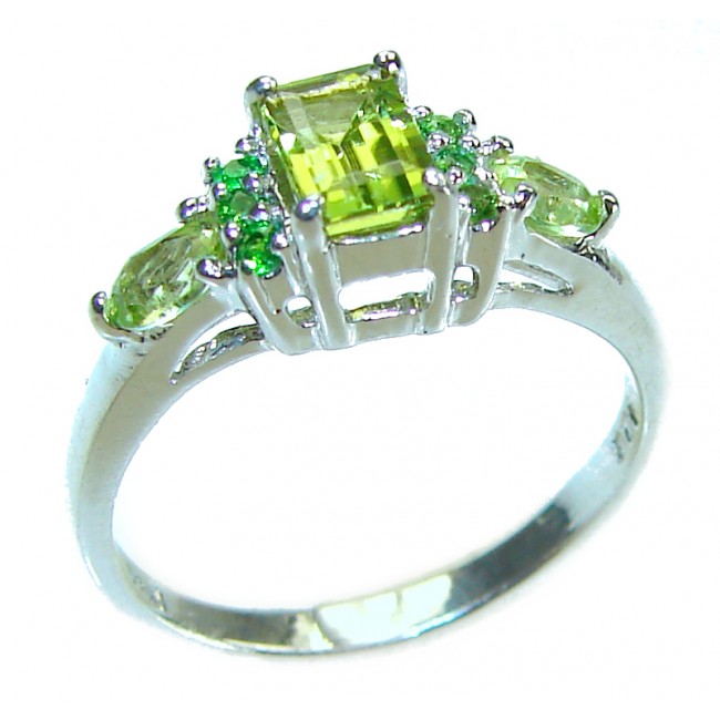 Authentic Peridot .925 Sterling Silver handmade Ring size 5 3/4