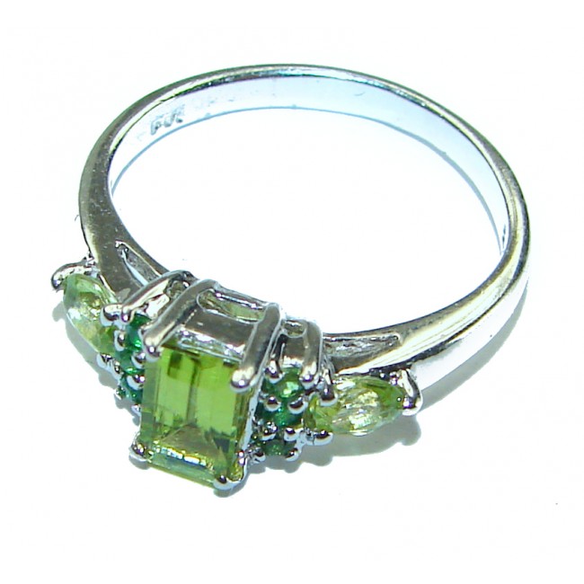 Authentic Peridot .925 Sterling Silver handmade Ring size 5 3/4