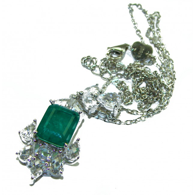 Timless Treasure Emerald .925 Sterling Silver handcrafted necklace