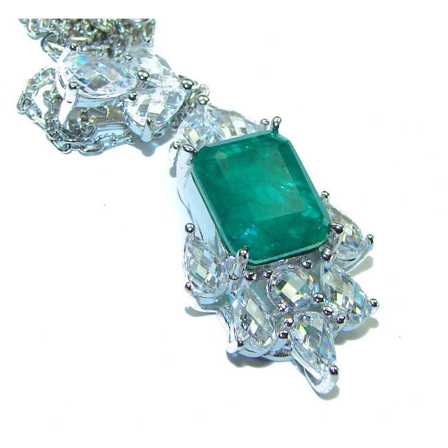 Timless Treasure Emerald .925 Sterling Silver handcrafted necklace