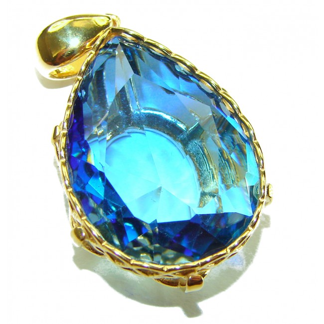 21.5 carat Blue Topaz 18K Gold over .925 Sterling Silver handmade Pendant