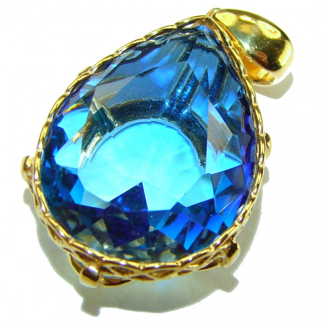 21.5 carat Blue Topaz 18K Gold over .925 Sterling Silver handmade Pendant