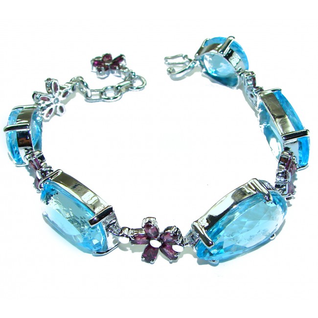 Luxurious 120.4 carat Swiss Blue Topaz .925 Sterling Silver handcrafted Bracelet