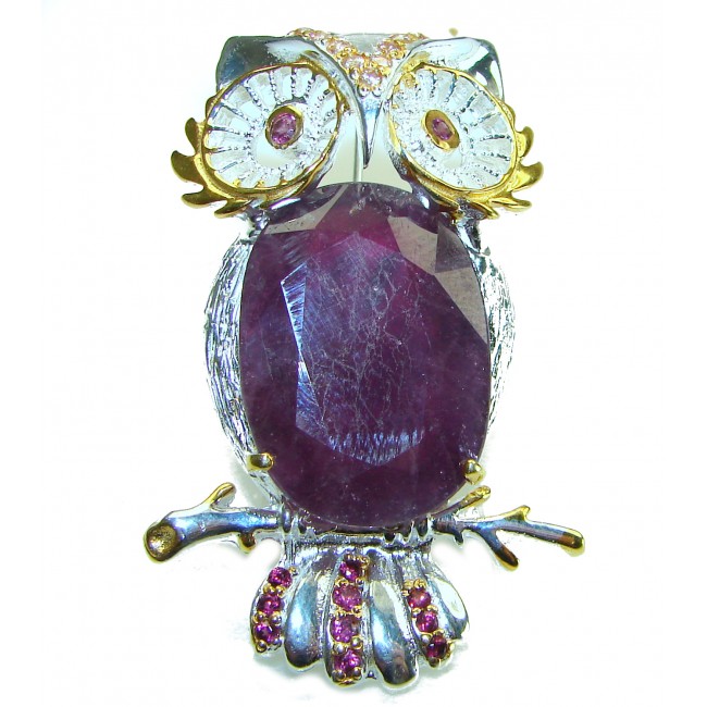 The Red Owl 25.5 carat Great quality unique Ruby 2 tones .925 Sterling Silver handmade Brooch