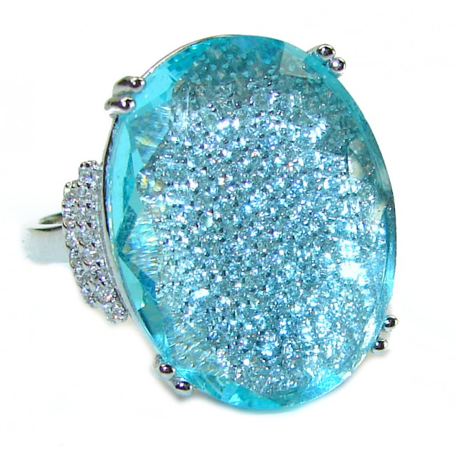 Splendid 18.5 carat Swiss Blue Topaz .925 Sterling Silver Handcrafted Ring size 7