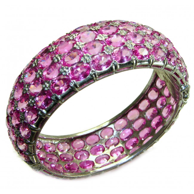 Precious 122.8 carat Natural Rich Pink Sapphire .925 Sterling Silver Bangle bracelet