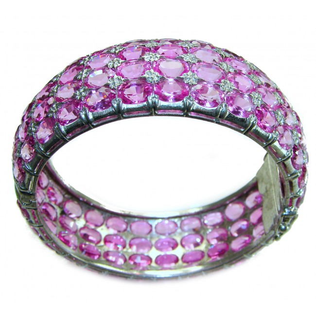 Precious 122.8 carat Natural Rich Pink Sapphire .925 Sterling Silver Bangle bracelet