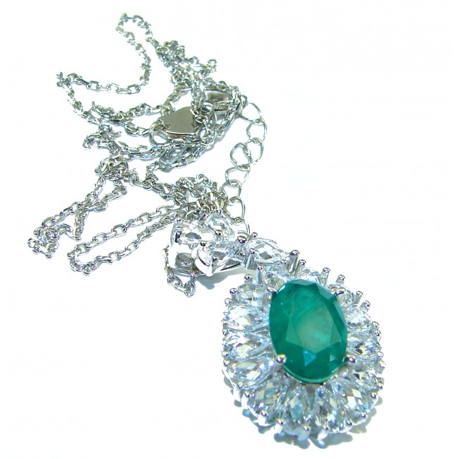 Luxurious 6.8 carat Emerald .925 Sterling Silver handmade Necklace