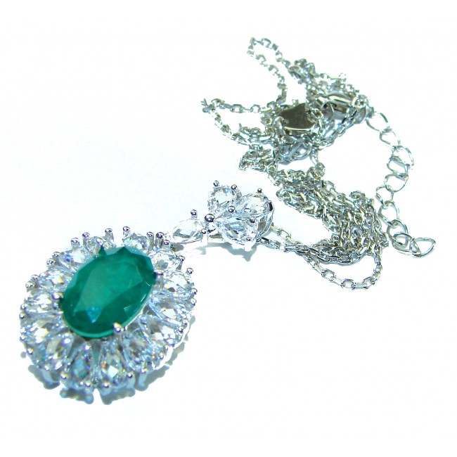 Luxurious 6.8 carat Emerald .925 Sterling Silver handmade Necklace