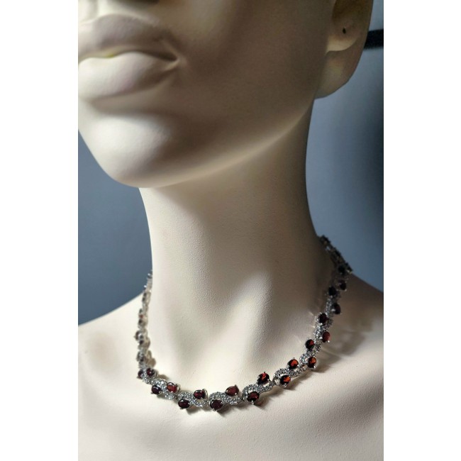 Emily - Classic Design - authentic 78.5 carat Garnet .925 Sterling Silver handcrafted necklace