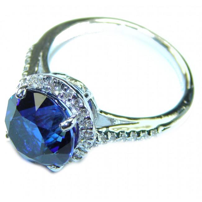 Round Shape 6.8 carat Genuine London Blue Topaz .925 Sterling Silver Ring 6 1/2