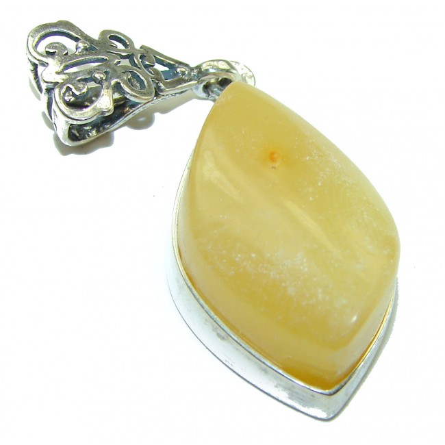 Best quality Butterscotch Baltic Amber .925 Sterling Silver handmade Pendant